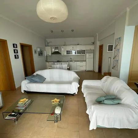 Lori Holiday home *