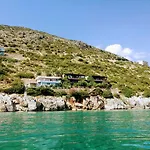 Lori Qëparo