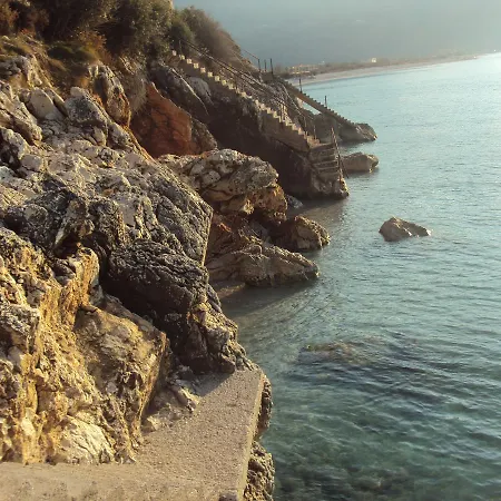 Tatil Evi Lori