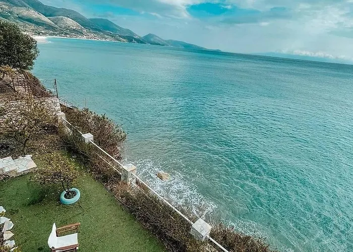 洛瑞别墅 科帕罗