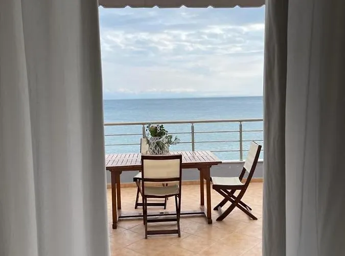 洛瑞别墅 * 科帕罗