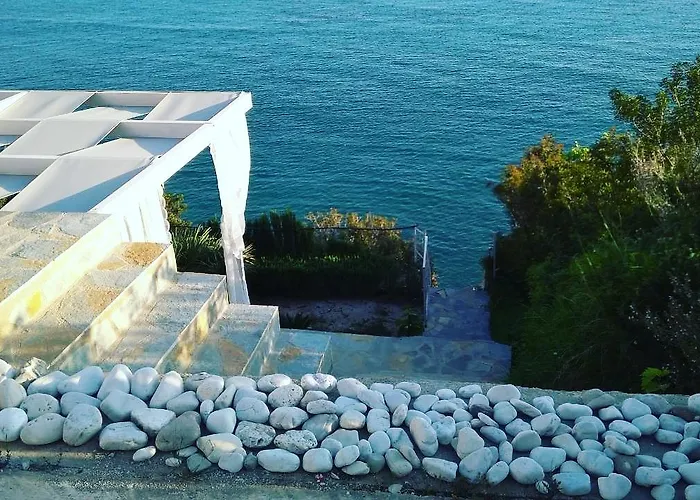 洛瑞别墅 * 科帕罗